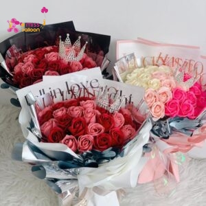 33 Crown Series Valentine's Bouquet