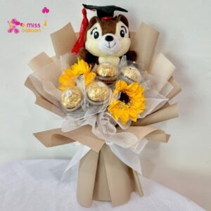 Mini Graduation Chipmunk Bouquet