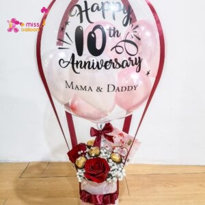 Hotair Balloon Gift (Fresh Red Rose, White Baby Breath & Ferrero Rocher)
