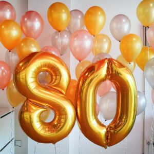 Jumbo Foil with 35 Helium Balloon